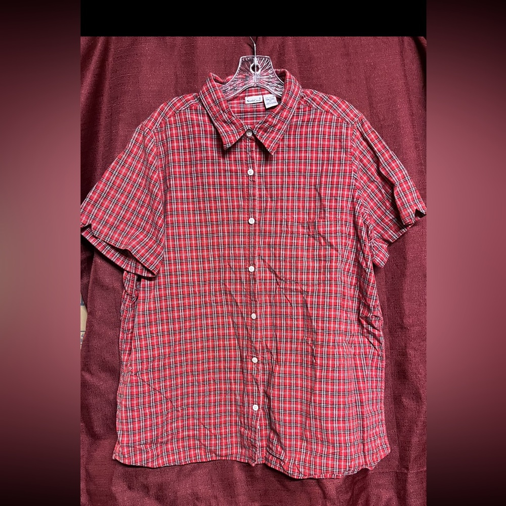 North crest red plaid men shirt
